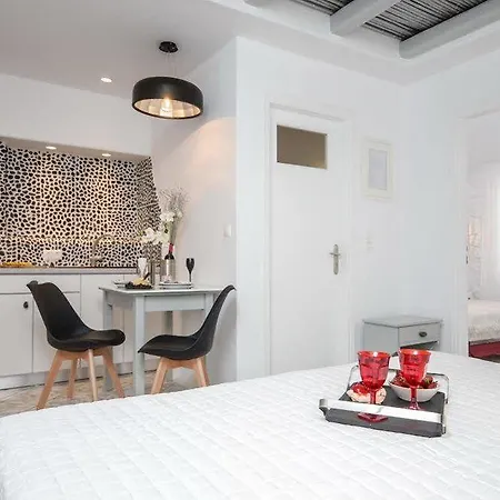 Apartment Evilion