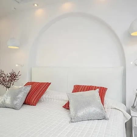 Evilion Naxos City
